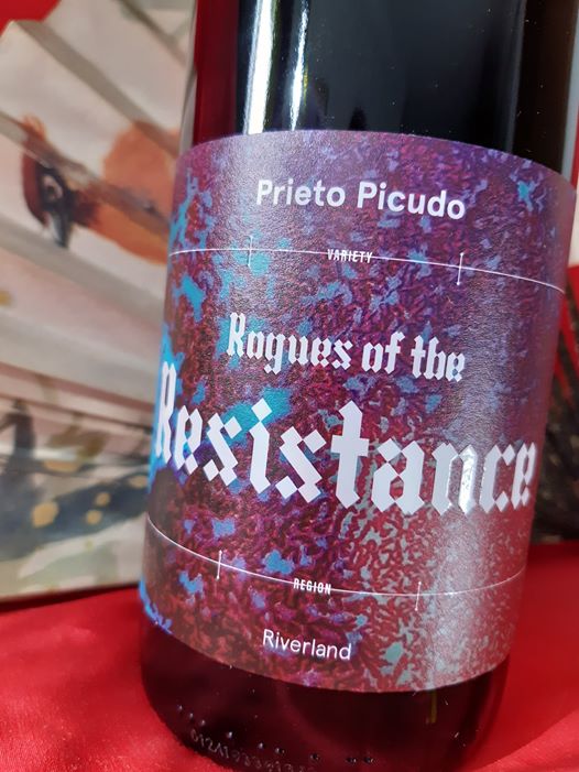 Prieto Picudo. A deeply coloured red variety from NW Spain, now in South Australia's Riverland.  Image from Dan Traucki.