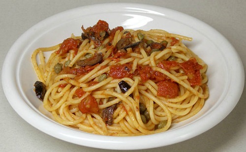 Spaghetti Puttanesca Spaghetti Puttanesca